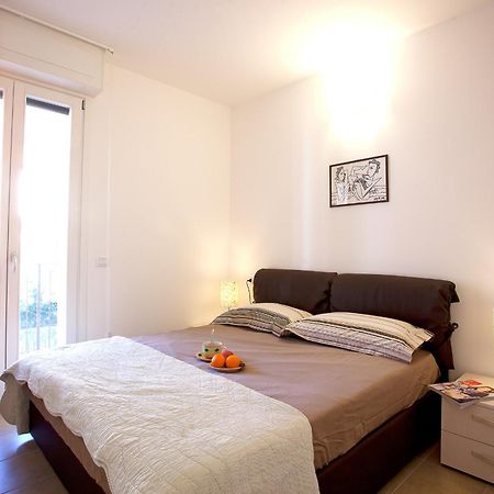 4 Village Centre Lenno Homes With Pool-By Italian Apartments 部屋 写真