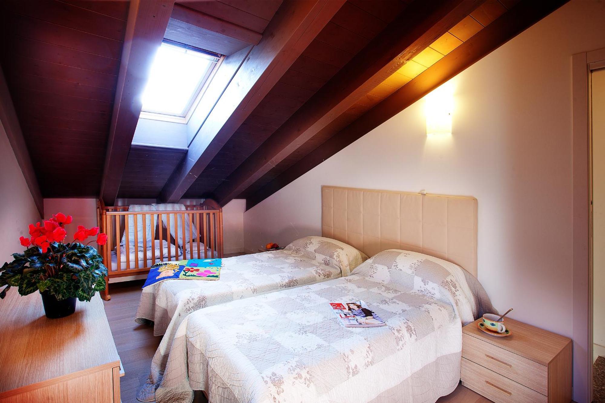 4 Village Centre Lenno Homes With Pool-By Italian Apartments 部屋 写真