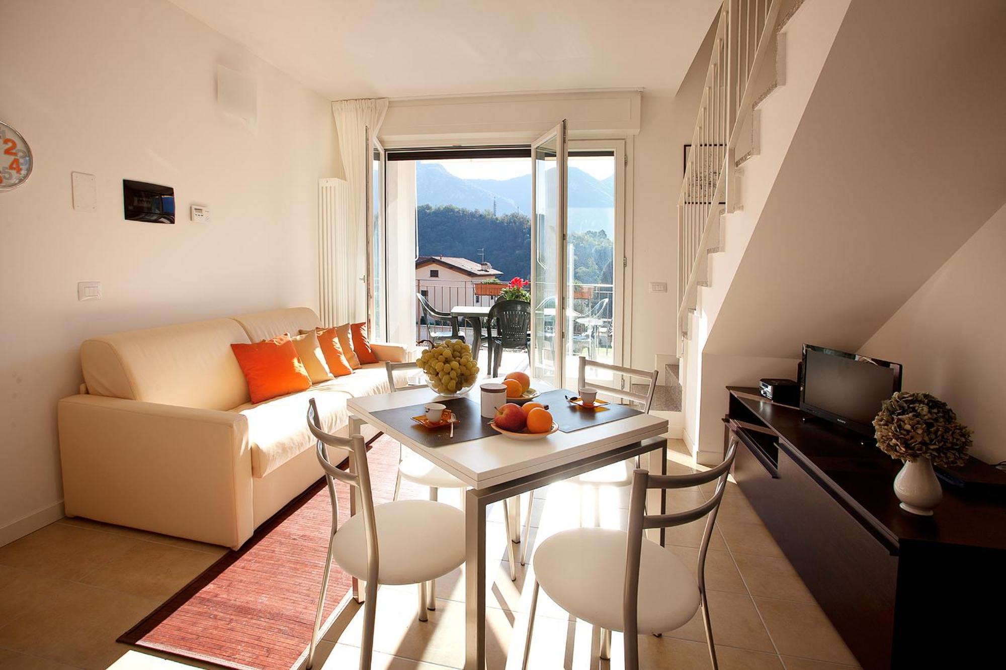 4 Village Centre Lenno Homes With Pool-By Italian Apartments 部屋 写真