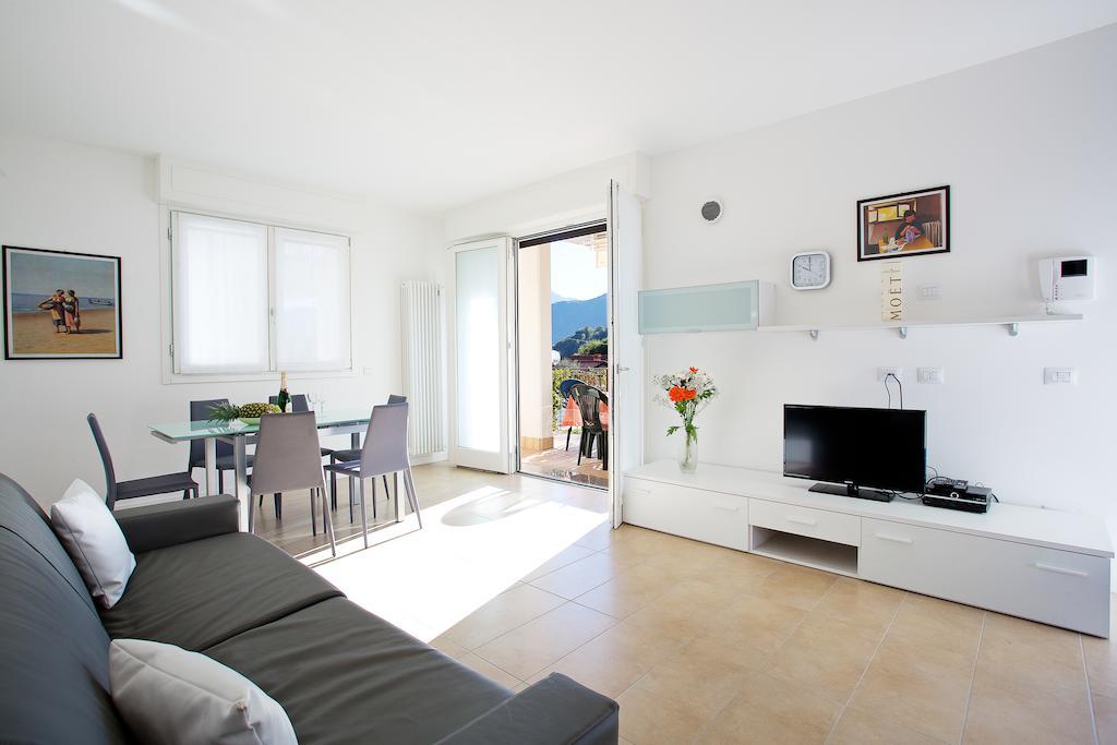 4 Village Centre Lenno Homes With Pool-By Italian Apartments 部屋 写真