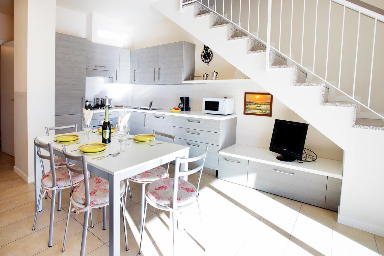 4 Village Centre Lenno Homes With Pool-By Italian Apartments エクステリア 写真